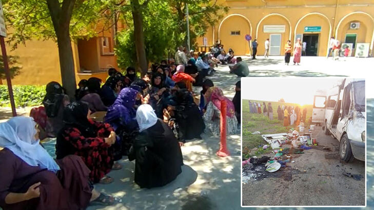 İşçileri taşıyan minibüs devrildi: 2 ölü, 17 yaralı İşçileri taşıyan minibüs devrildi: 2 ölü, 17 yaralı