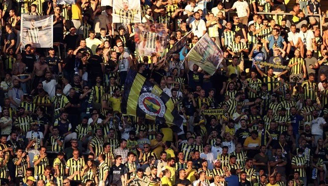 Fenerbahçe’den açıklama! UEFA’dan soruşturma Fenerbahçe’den açıklama! UEFA’dan soruşturma