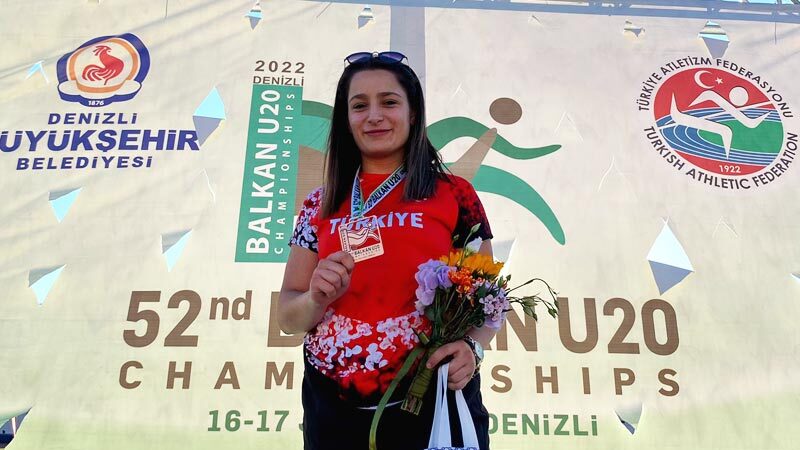 Denizli'de yapılan U20 Balkan Atletizm Şampiyonası'nda Bursa Büyükşehir Belediyespor Kulübü
