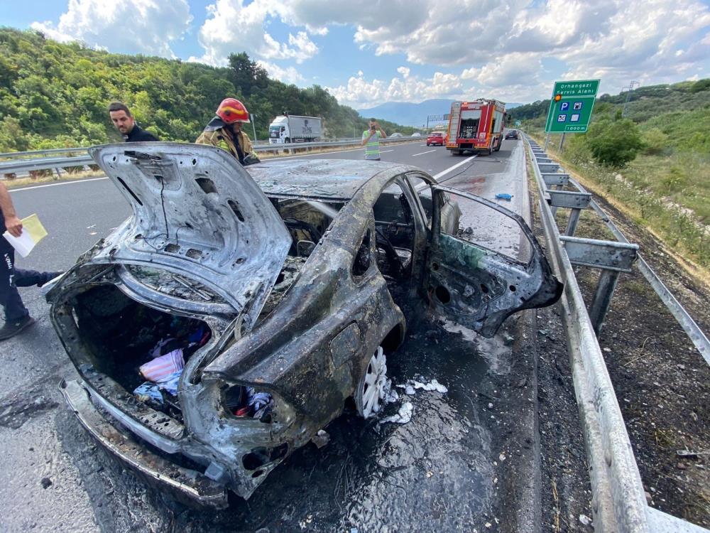 Bursa otobanında korku dolu dakikalar! Küle döndü