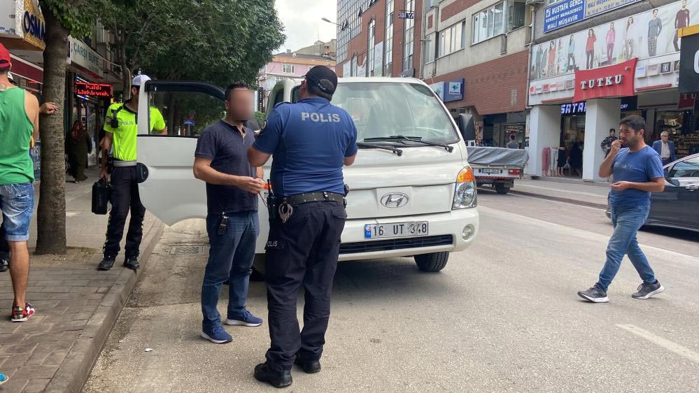 Yer: Bursa… Çaldığı araçla emniyet müdürüne yakalandı