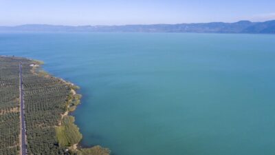 İznik Gölü’nün rengi değişti