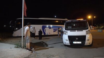 Yolcular polisi aradı! ‘Direksiyon dönmüyor…’