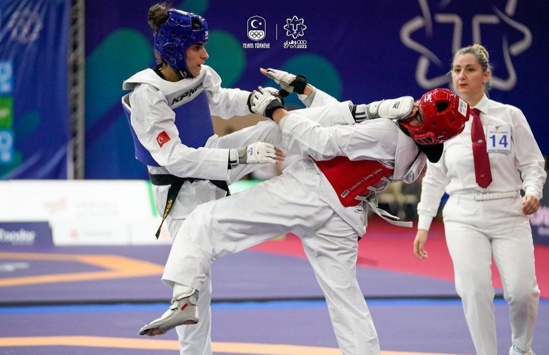 Bursalı Hatice Kübra’dan Akdeniz Oyunları’nda altın madalya