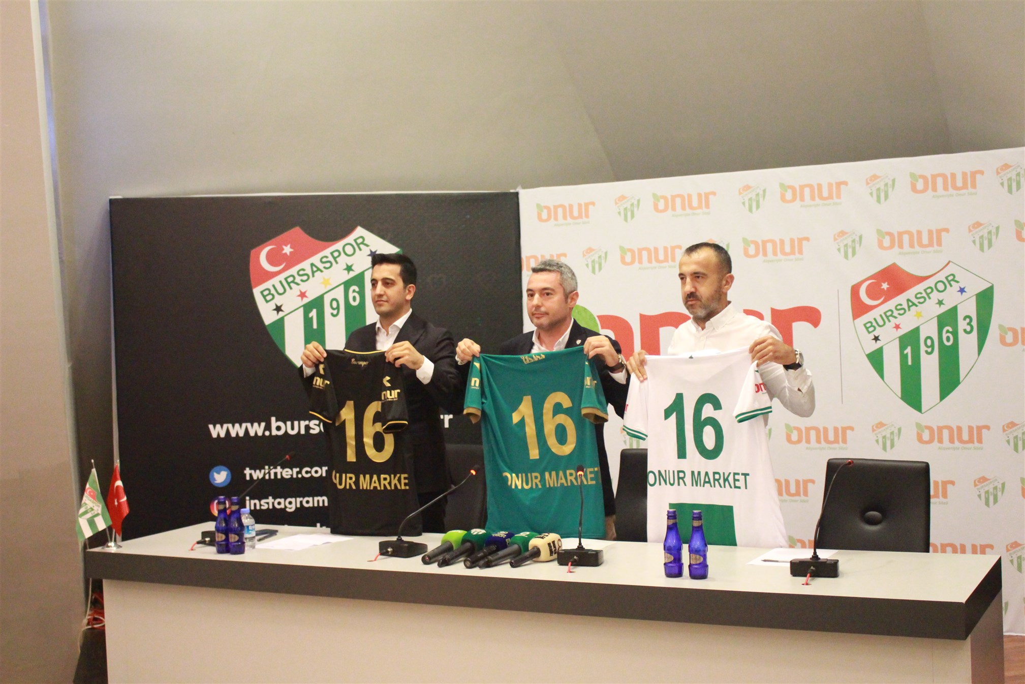 Bursaspor’a ‘Onur’lu sponsorluk