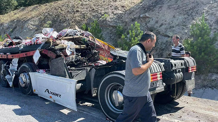 İki TIR çarpıştı: 7 yaralı