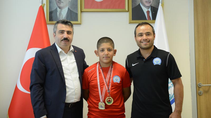 Güreş müsabakalarında ‘Yıldırım’ fırtınası Güreş müsabakalarında ‘Yıldırım’ fırtınası