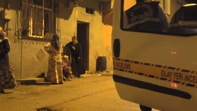 Bursa’da ağabeyi kardeşini bıçakladı, anneleri gözyaşlarına boğuldu