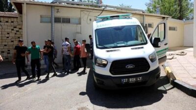 Silahlı kavganın ortasında kalan çocuk hayatını kaybetti