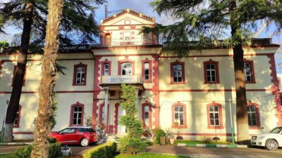 Öğrenciler dikkat! Bursa’da bu liseyi tercih ederseniz bin lira burs var!