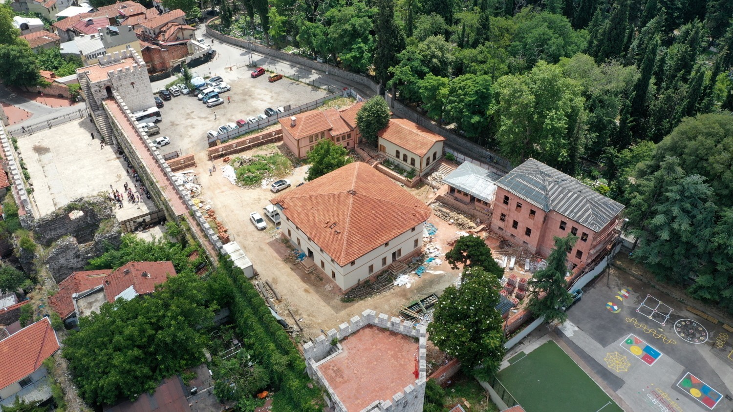 Bursa’da küllerinden doğuyor! Tam 400 yıllık…