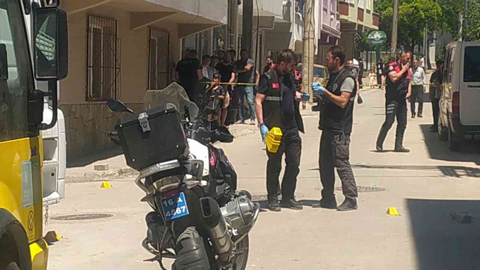 Bursa’da silahlar konuştu! Akrabalar arası husumette kan döküldü…