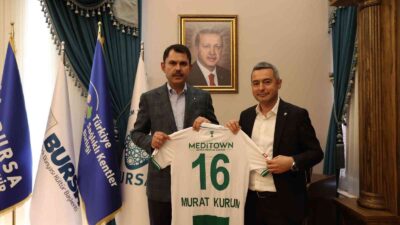 Bursaspor Başkanı Ömer Furkan Banaz, Bakan Murat Kurum’la bir araya geldi