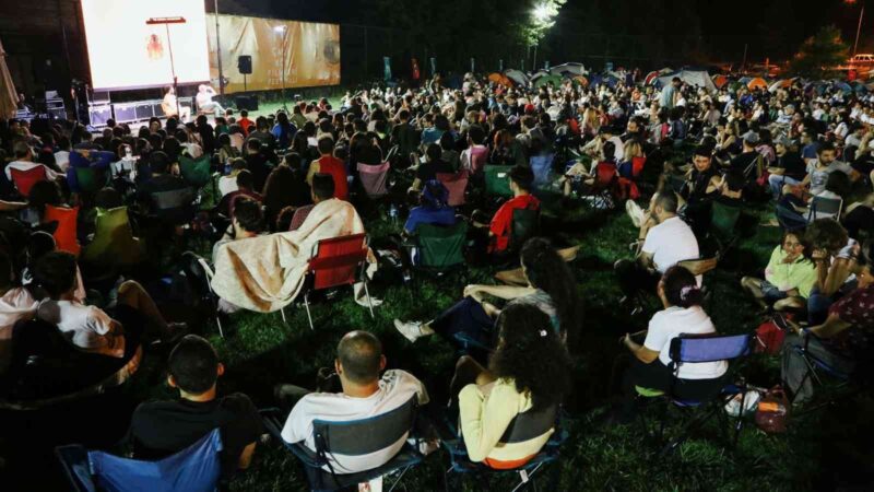 Çalı Köy Filmleri Festivali 6. kez sinemaseverlerle buluşuyor Türkiye’nin ilk kamplı film festivali olan Çalı Köy Filmleri Festivali,