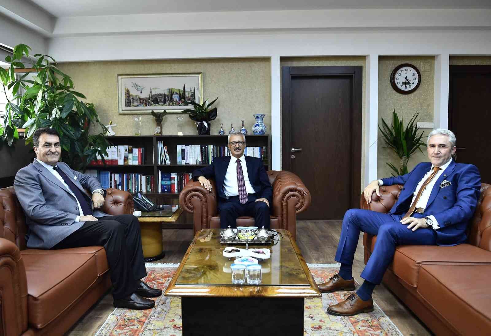 Dündar’dan Başsavcı Solmaz’a hayırlı olsun ziyareti