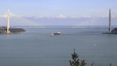 İstanbul Boğazı yeniden gemi trafiğine açıldı