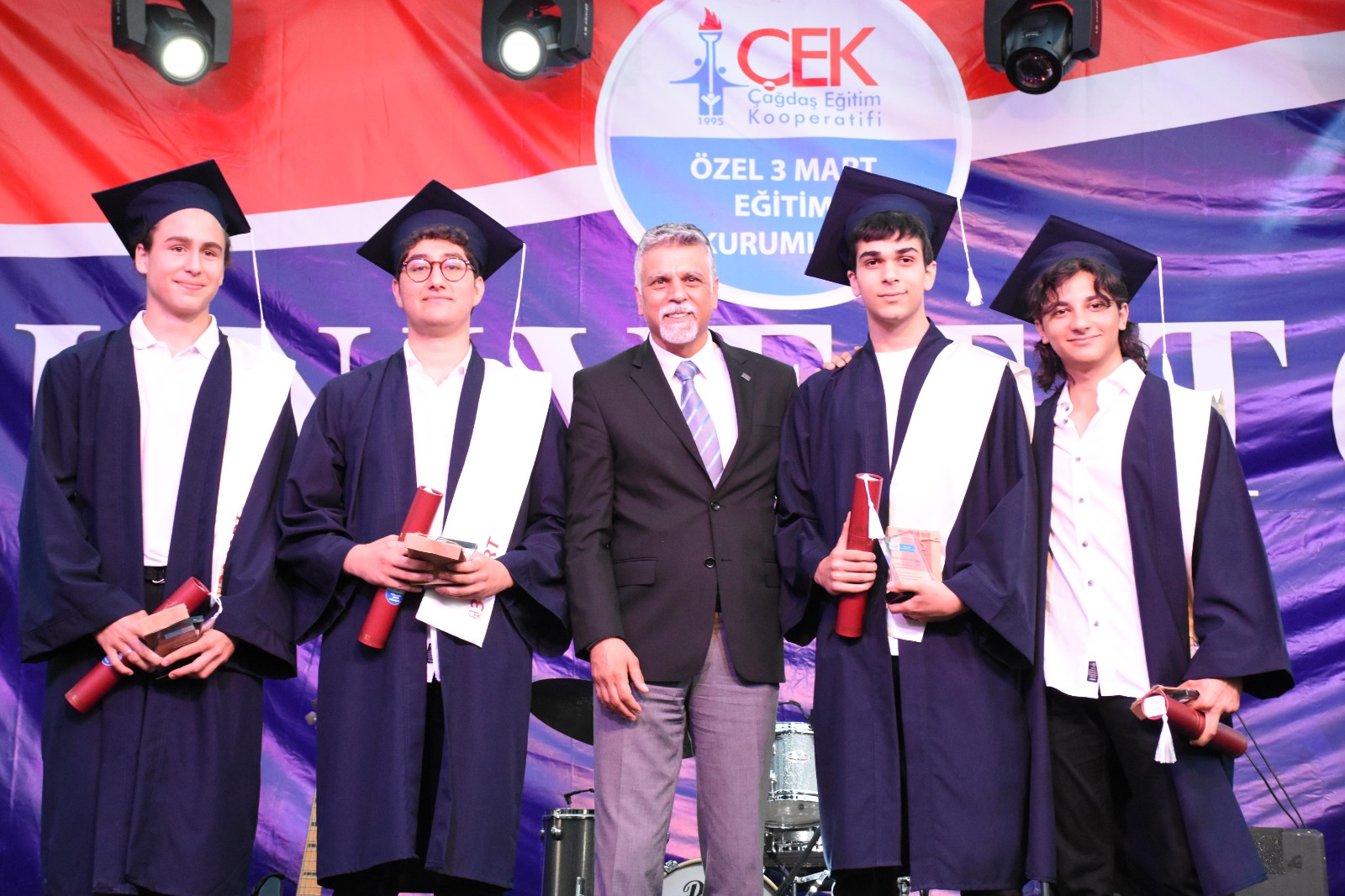 Başarının zirvesinde