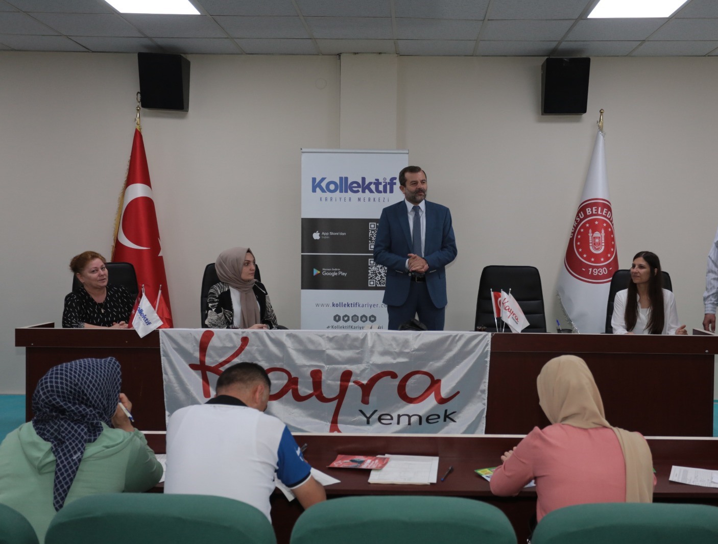 Başkan Işık, “İş arayanlara beklentilerine göre iş seçme olanağı sunuyoruz”