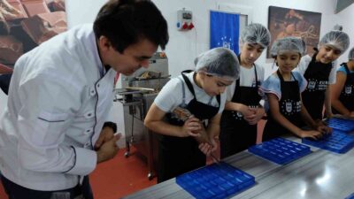 Bursa’da çocuklar için ‘en tatlı atölye’