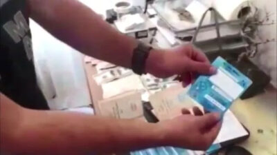 Sahte evrak şebekesine operasyon! ‘Republic’ yerine ‘Pepublic’ yazınca yakalandılar