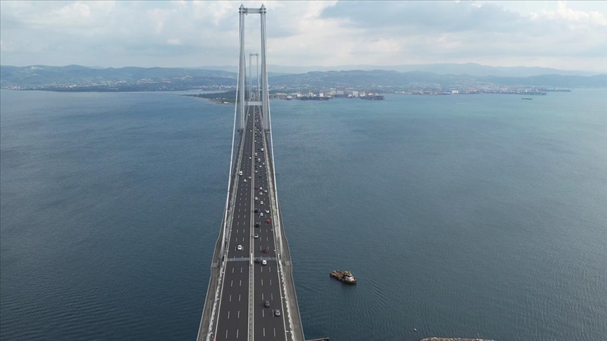 Osmangazi Köprüsü’nde araç geçiş rekoru