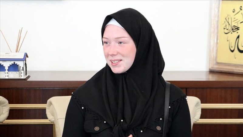 Ziyaret için geldiği Gaziantep'te Müslüman olan Almanya vatandaşı Fabienne Doris