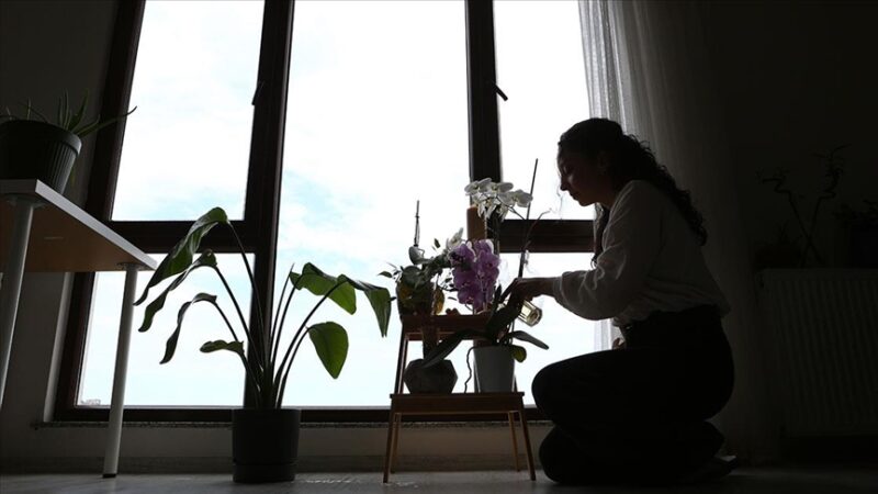 Trabzon'da 27 yaşındaki İrem Karadeniz, çevre kirliliğinin önüne geçmek ve