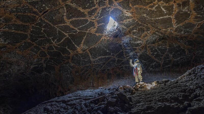 Fotoğraf sanatçısı Cengiz Kudat, Diyarbakır'ın tarihi ve kültürel değerlerini tanıtmak