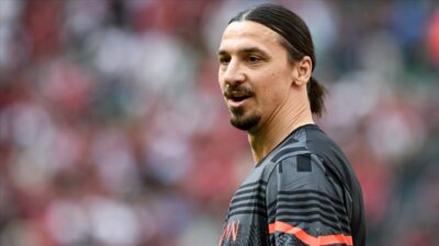 İbrahimovic bir yıl daha Milan’da