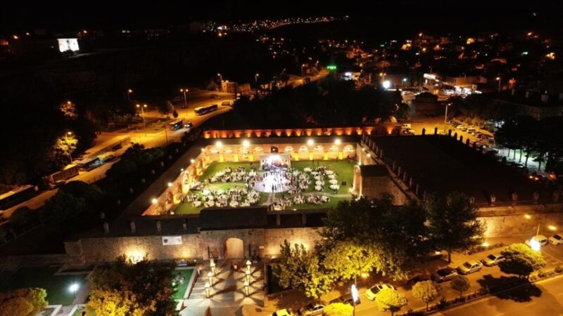 Kayseri'nin İncesu ilçesinde 1670'te inşa ettirilen Kara Mustafa Paşa Kervansarayı,