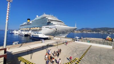 Dev kruvaziyer “Costa Venezia” Bodrum’a yanaştı