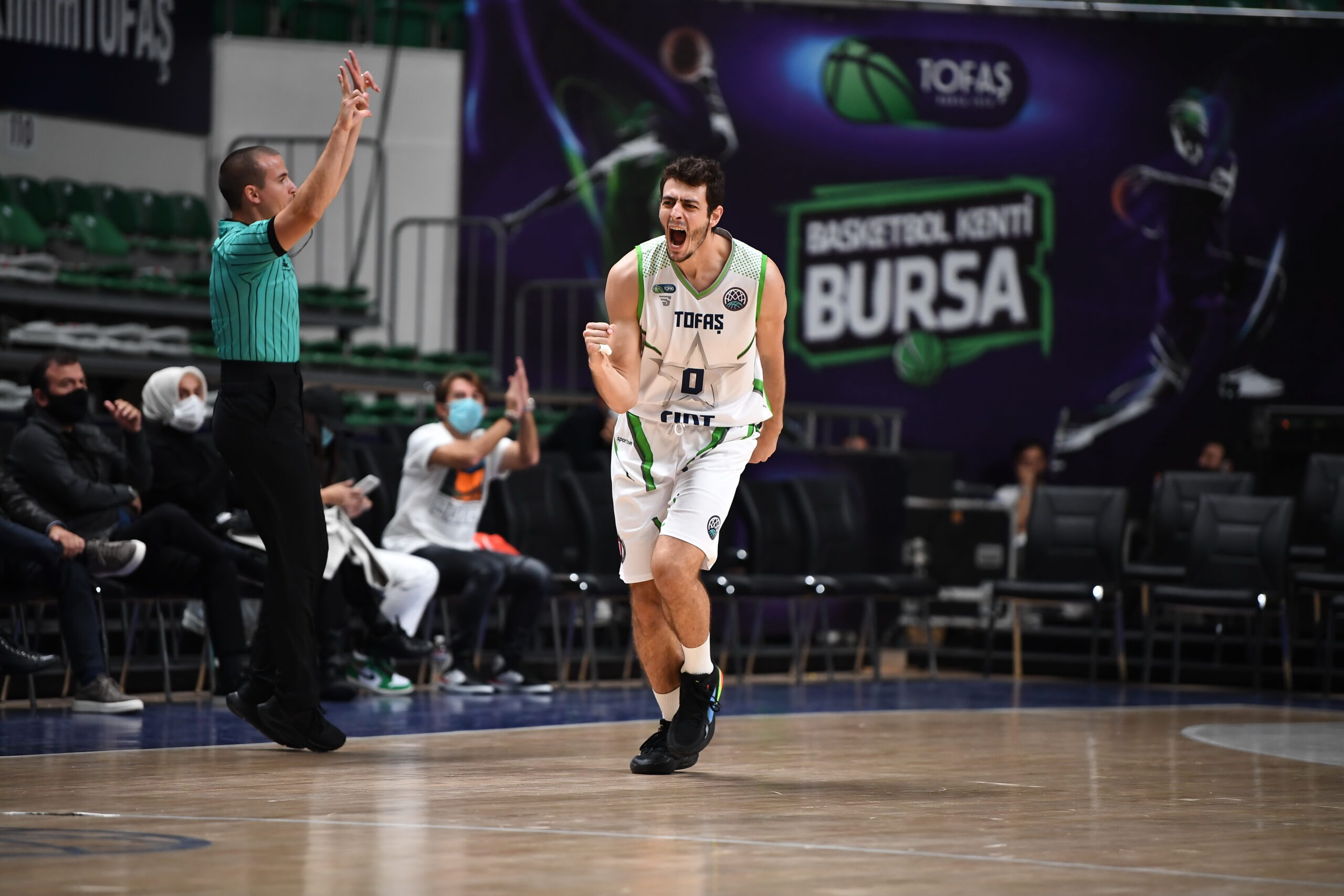 TOFAŞ Emre Tanışan’la sözleşme yeniledi…