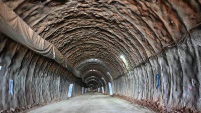 Bursa’nın dev projeleri ne zaman bitecek? Bakan tarih verdi…