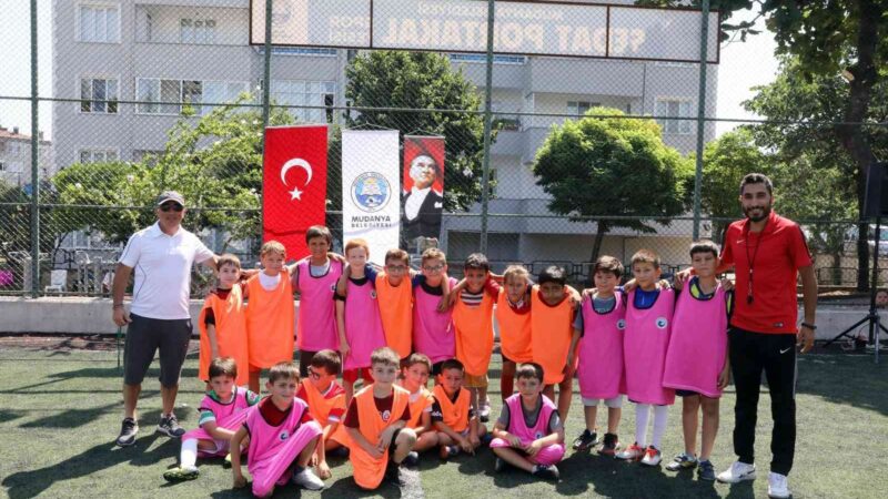 Mudanya Belediyesi Yaz Spor Okullarında ilk dönem eğitimleri tamamlandı. Basketbol,