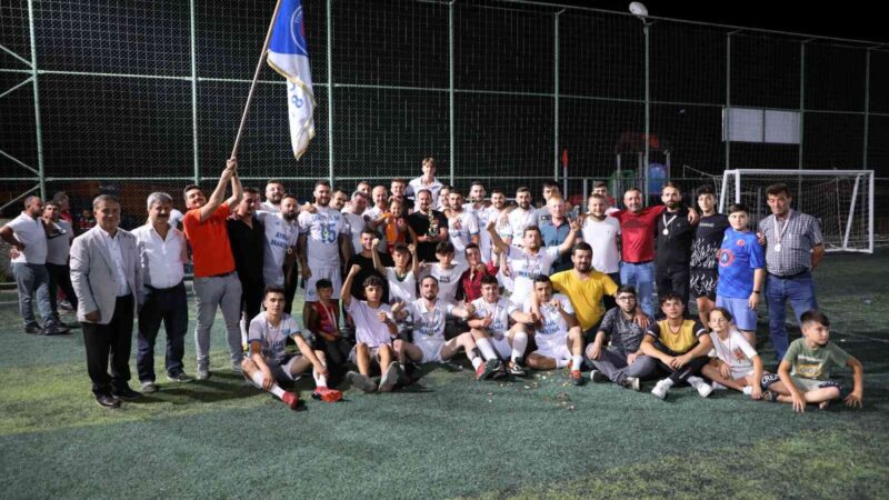 Nejat Biyediç için anlamlı turnuva Mudanya Belediyesi ve Yörükyenicesi Mahalle Muhtarlığı iş birliği ile düzenlenen