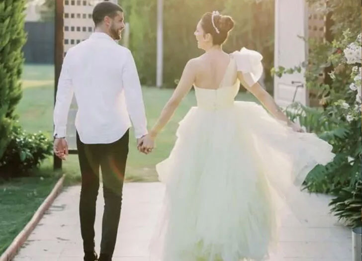 Ünlü çift sessiz sedasız evlendi