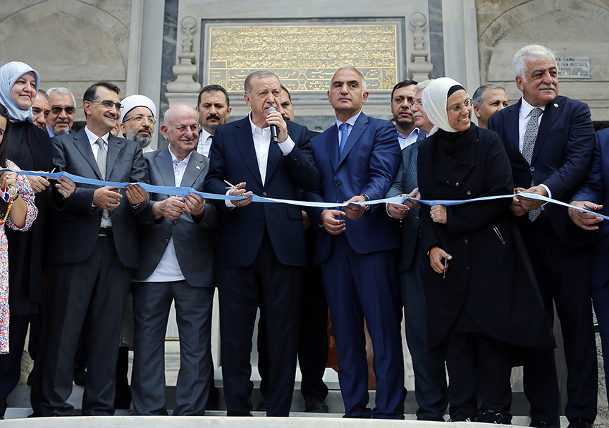 Restore edilen Ayazma Camii ibadete açıldı