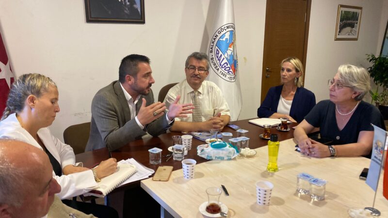 Başkan Tanır’dan BAL-GÖÇ’e tebrik ziyareti Kestel Belediye Başkanı Önder Tanır, geçtiğimiz günlerde göreve gelen Balkan