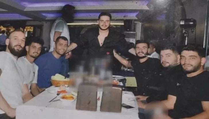 Feci kaza! Çocukluk arkadaşları ölüme de birlikte gitti, son kare yürek dağladı Feci kaza! Çocukluk arkadaşları ölüme de birlikte gitti, son kare yürek dağladı