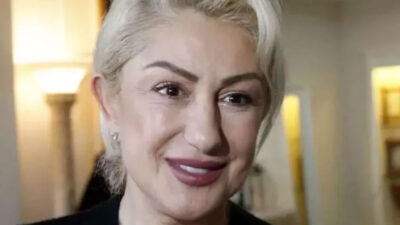 Muazzez Ersoy yıllara meydan okuyor! Mayolu paylaşıma yorum yağdı