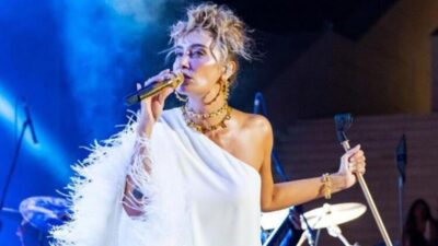 Sıla’nın babası provayı bastı!