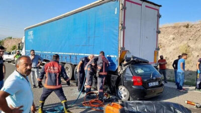 Korkunç kaza! 4 kişi hayatını kaybetti