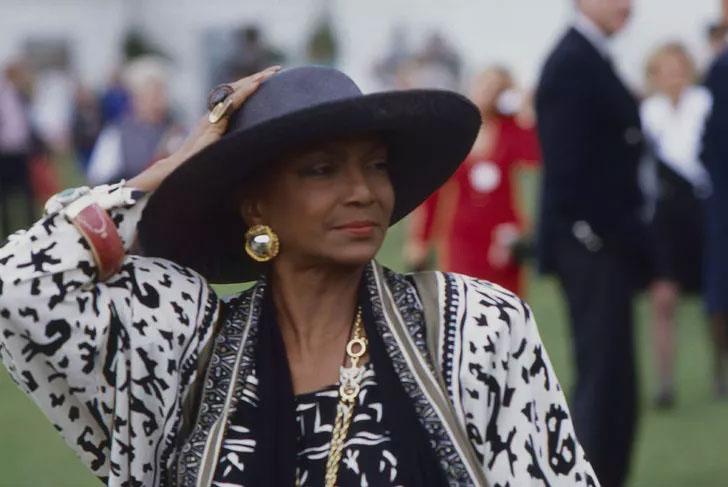 Külleri uzayın derinliklerine bırakılacak