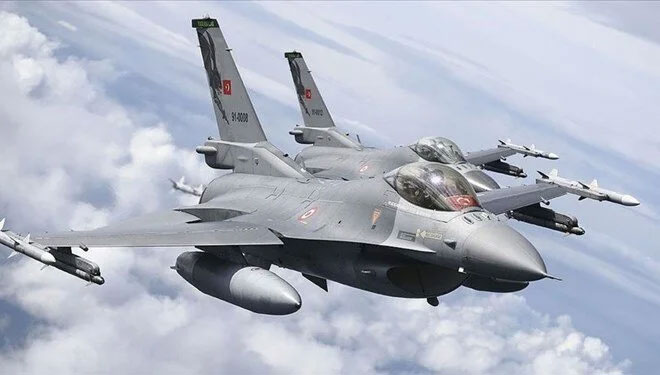Türk F-16’larına yine Yunan tacizi