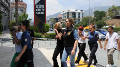 Arkadaşlık siteleri üzerinden tanıştılar, adisyon tuzağına düşürdüler