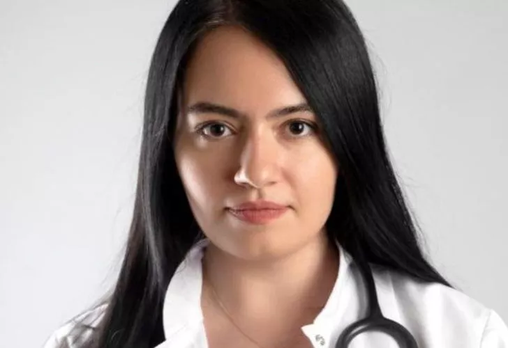 İşe başlarken lösemi olduğunu öğrendi! Genç doktor yaşamını yitirdi