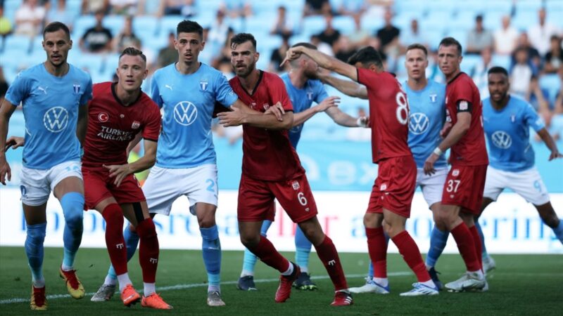 UEFA Avrupa Ligi play-off turu ilk maçında Demir Grup Sivasspor,
