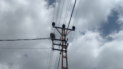 Kahreden olay! Nikah saatinde cenaze namazı kılındı