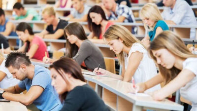 YÖK Başkanı Özvar’dan vakıf üniversitelerine ‘ücret’ çağrısı