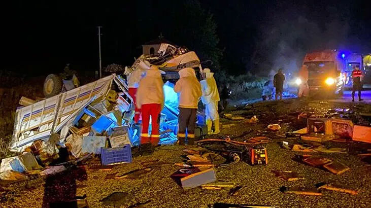 ‘Hatalı sollama’ kazası! Eski belediye başkanları dahil 5 kişi öldü